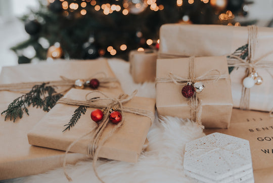 Say No to single-use wrapping paper! How to wrap your gift with Kind Bag - kind bag