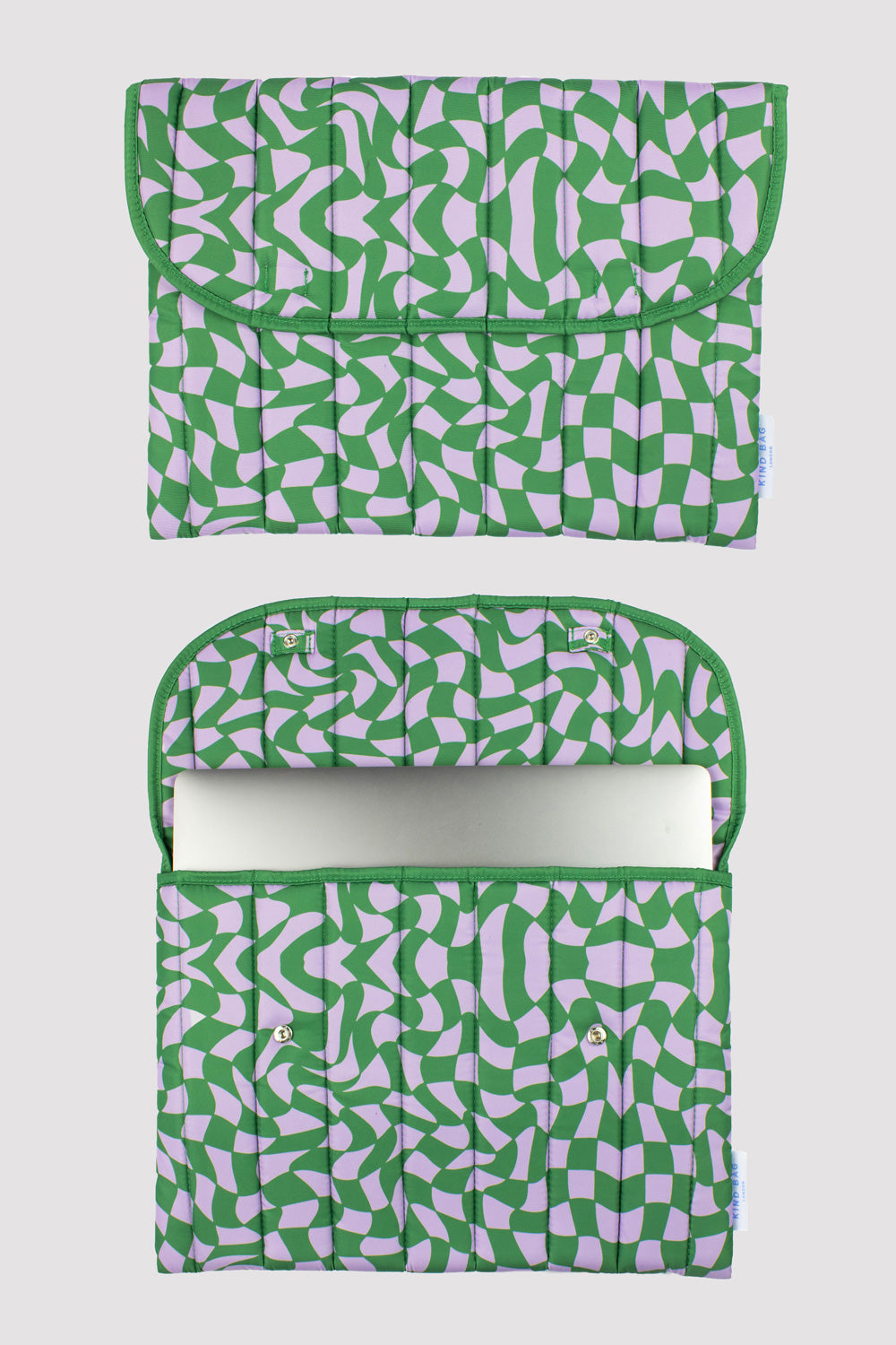 Wavy Check | 16 Inch Laptop Sleeve