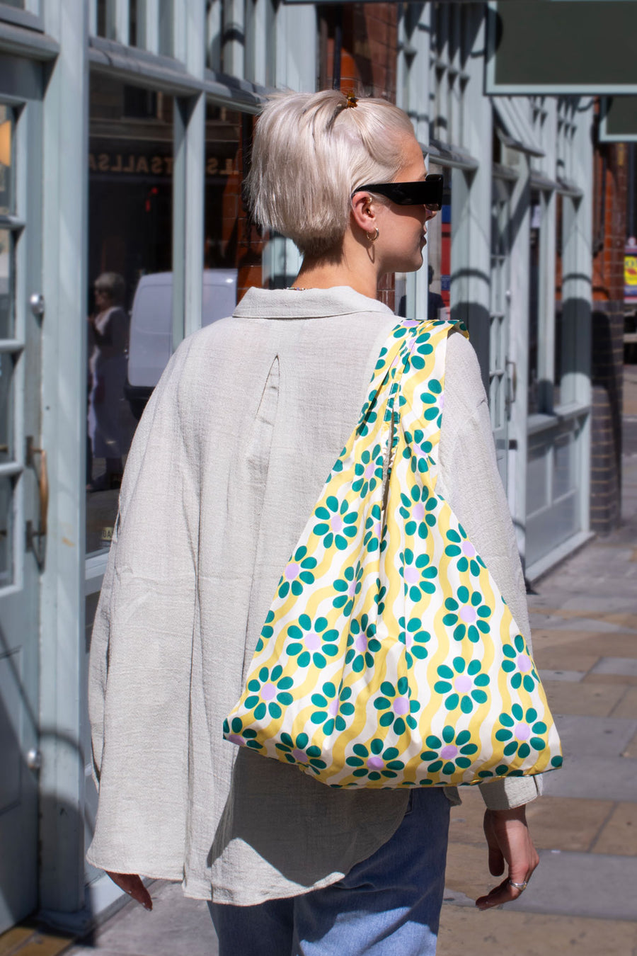 Wavy Daisy | Medium Reusable Bag